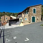 Il Nido Del Viaggiatore *