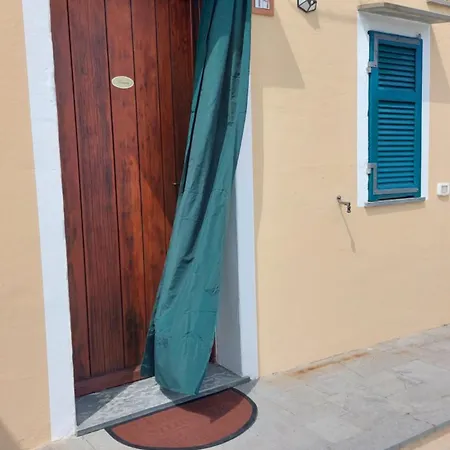 Il Nido Del Viaggiatore Farm stay Vallebona